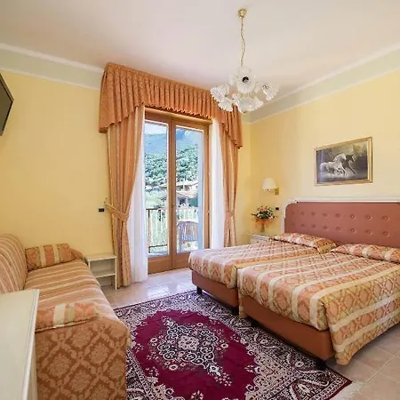 Cristallo Otel