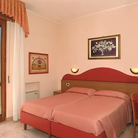 Cristallo Otel