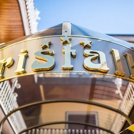 Hotel Cristallo 3*