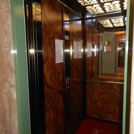 Cristallo 3* Malcesine