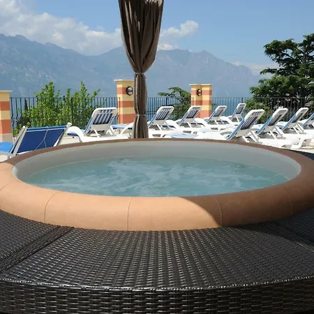 Cristallo Hotel