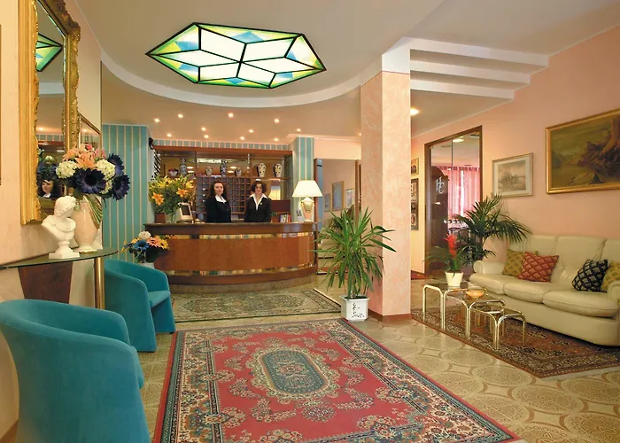 Hotel Cristallo 3*