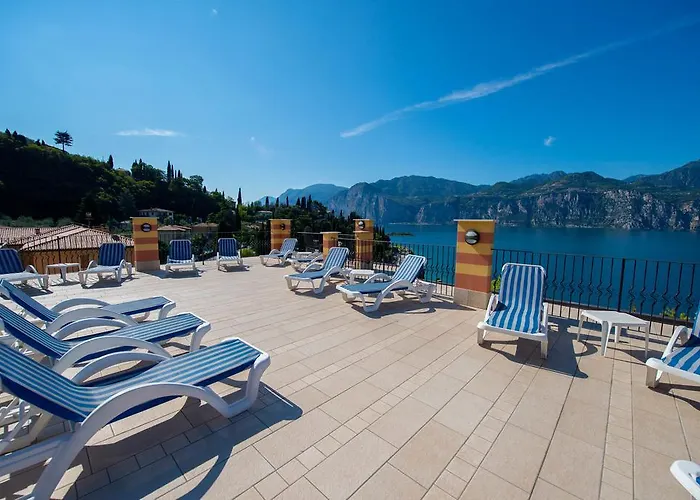 Cristallo 3* Malcesine