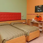Hotel Cristallo 3*